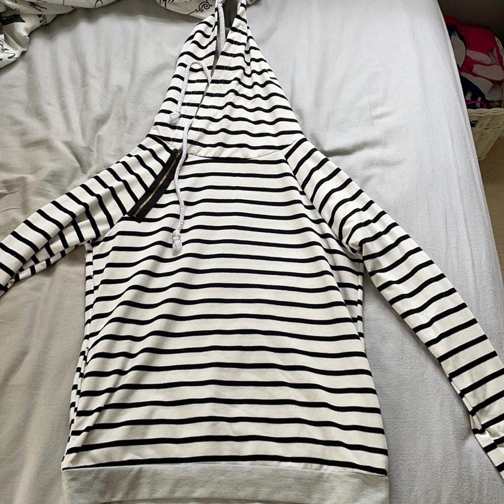 cute hoodie with decorative zipper